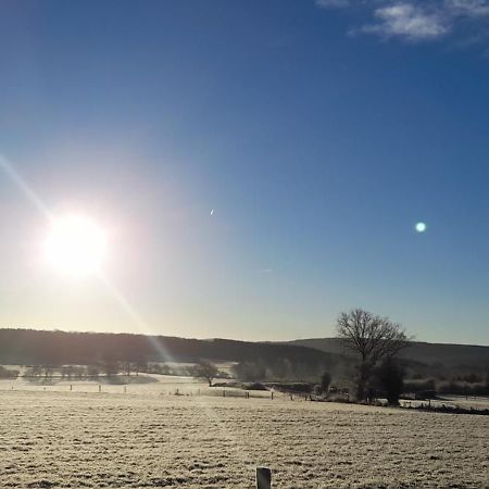 La Croisee Des Champs, Gite Entre Durbuy Et La Roche En Ardenne Erezee Exterior foto